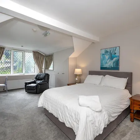 Bed and breakfast Coach Hill House Rochestown Road T12a895 Cork