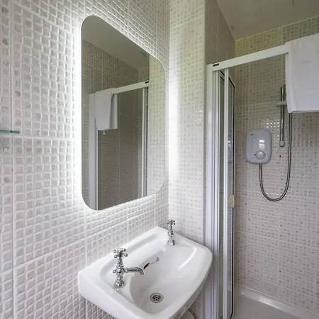 Bed & Breakfast Coach Hill House *